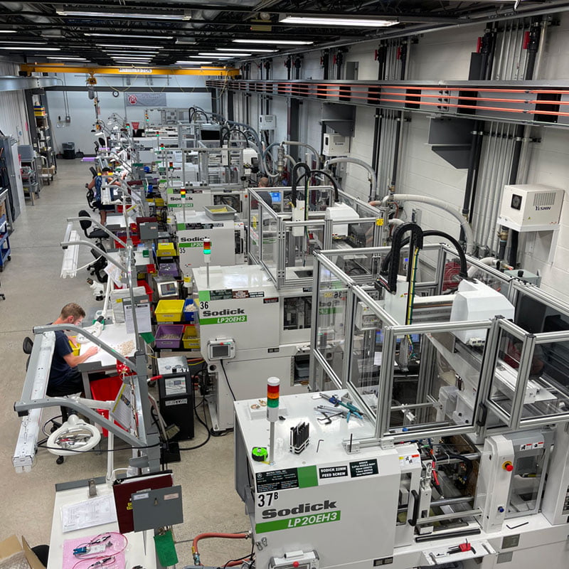 Advanced Micro Molding Room with Injection Molding Machines